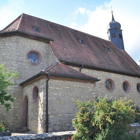 Lichtdurchflutetes Zimmer - Marienberg Waldbuttelbrunn Exterior foto